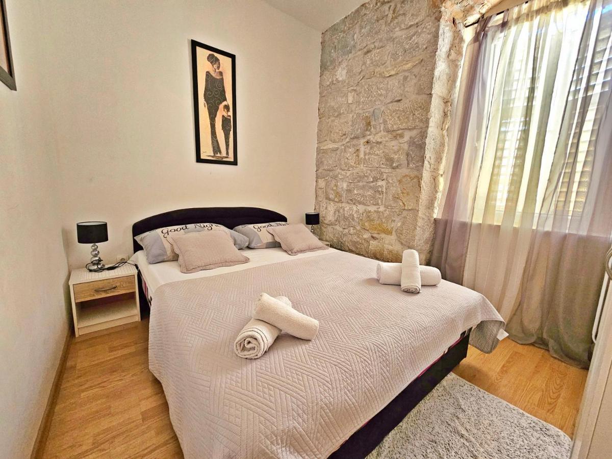 ספליט Apartments Moni מראה חיצוני תמונה