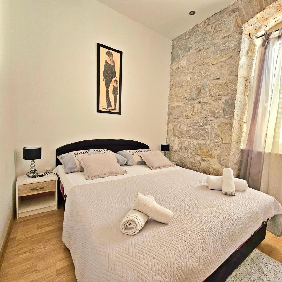ספליט Apartments Moni מראה חיצוני תמונה